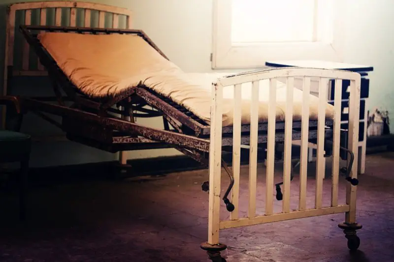 Was tun mit alten Bettfedern? 10 wunderbare Ideen!