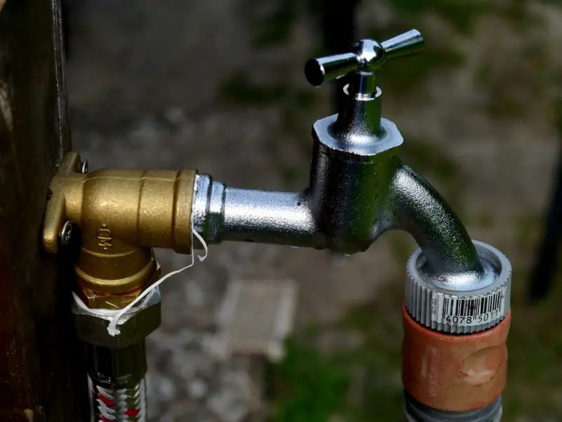 Wie entferne ich ein festsitzendes Warmwasserbereiterelement? 4 einfache Schritte!